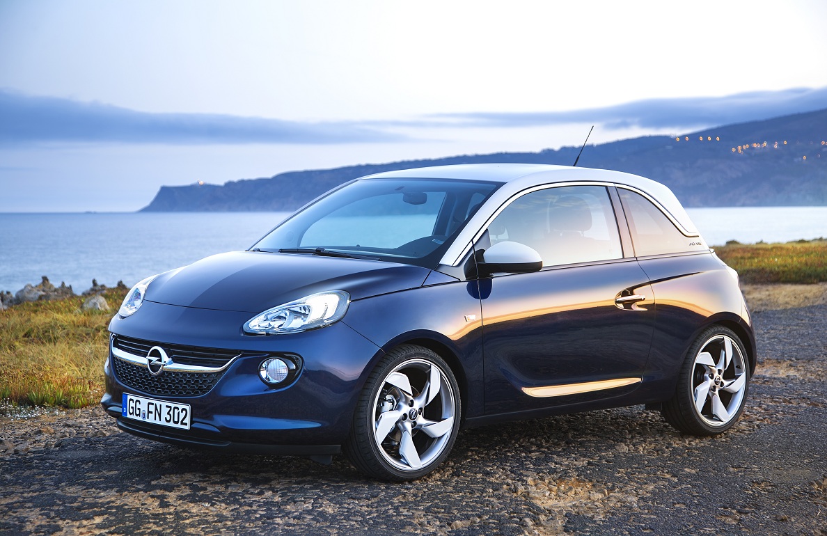Opel ADAM 2013 (6).jpg